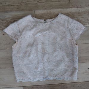 Vintage lace cream crop top in size small